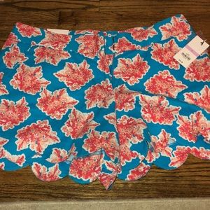 NWT Crown & Ivy Aqua Coral Essentials Shorts